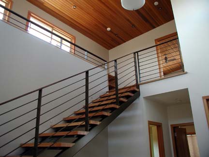 I28 Horizontal Design Stair and Railing System